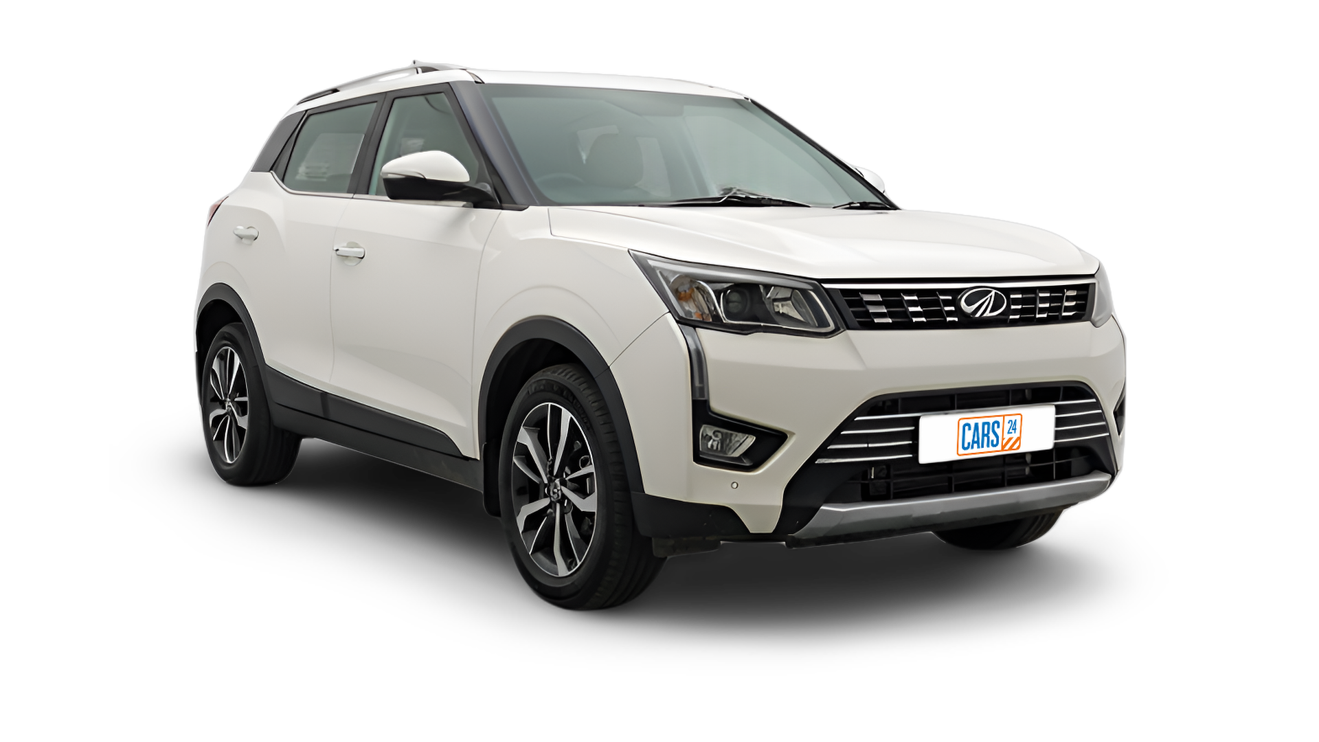 Mahindra XUV300-img